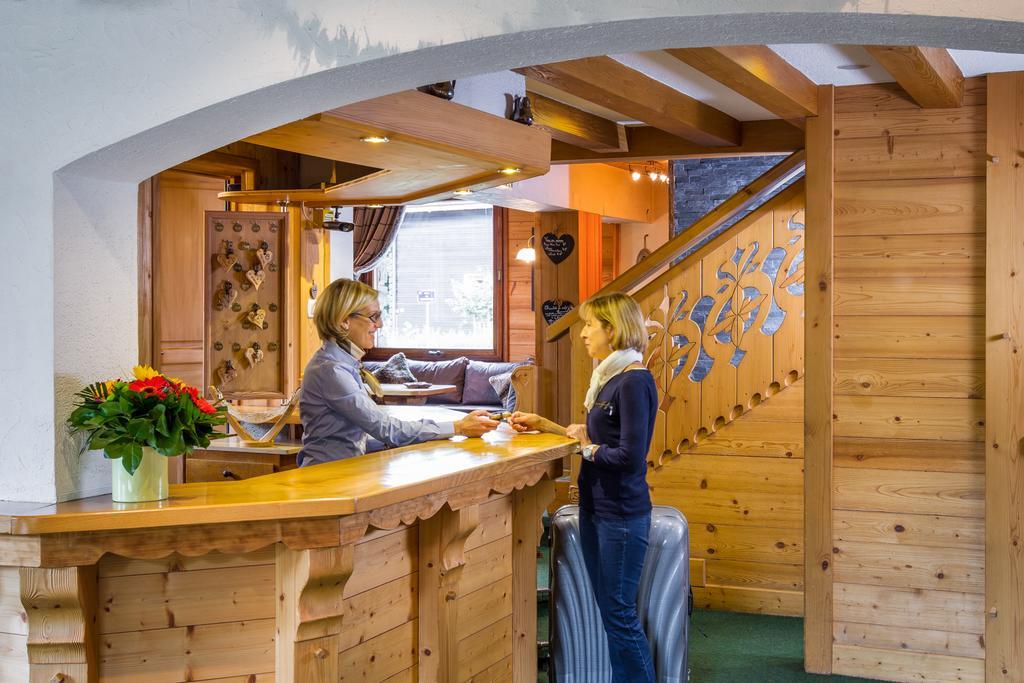 Hotel Le Sporting Morzine Exterior photo